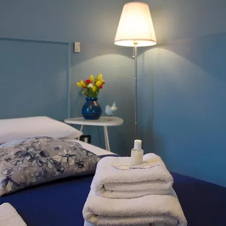 ベッド・アンド・ブレックファスト B ＆ B カサノヴァ *