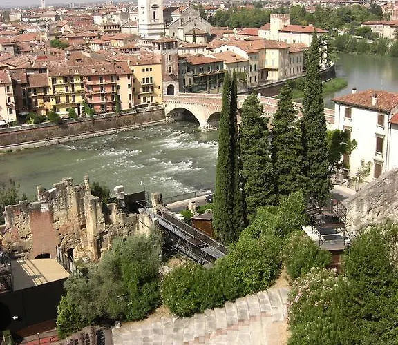 卡桑努瓦住宿加早餐酒店
