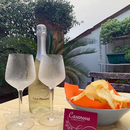 فندق مبيت وإفطار Casanova فيرونا